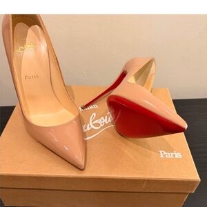 Christian Louboutin Beige Patent Leather Heels So Kate